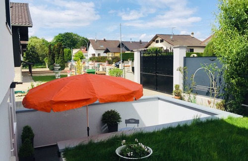 Village-Neuf Apartment | Cozy studio in the heart of the Three Borders Region (FR, CH, DE) UKBB