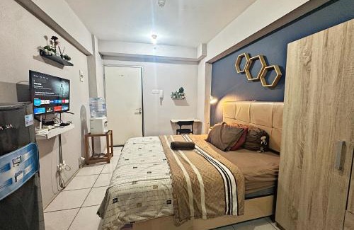 Pluit Apartment | Cozy Studio Work From Home at Apt Greenbay Pluit Baywalk Tower C