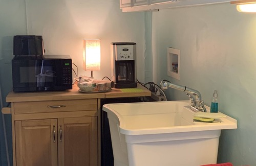 Norfolk Cottage | Cozy Suite at the Beach