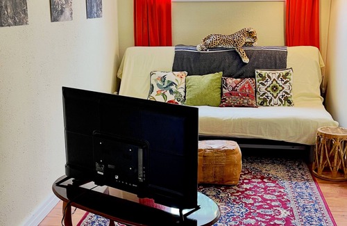 North Cowichan Apartment | Cozy Suite by the Lake + Breakfast!