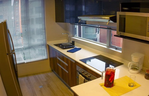 Financial District Apartment | Cozy suite in the heart of the financial district