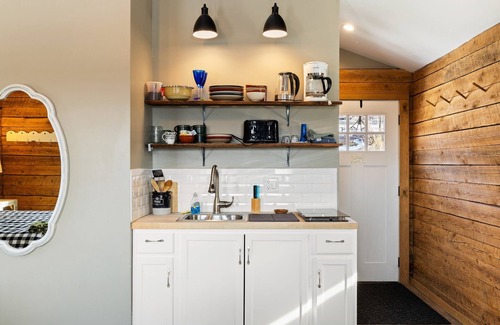 Thompson Cabin | Cozy Summer Cabin - Hot Tub, Firepit, Views, Near Trails & Lakes!