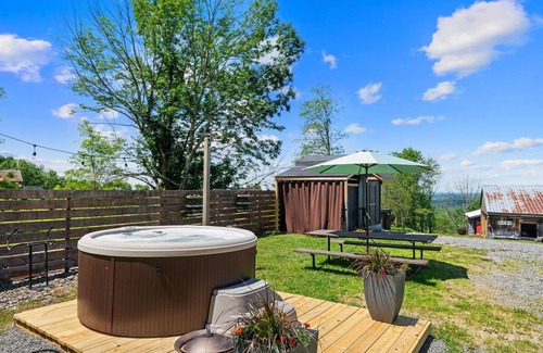 Thompson Cabin | Cozy Summer Cabin - Hot Tub, Firepit, Views, Near Trails & Lakes!