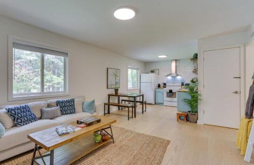 Swan Lake House | Cozy Swan Lake Apt with Grill and Private Yard