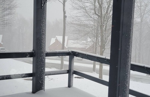 Seven Springs Condo | Cozy Up at the Coco Château