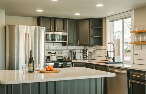 East Wenatchee House | Cozy updated home in East Wenatchee with a great location and pet-friendly!