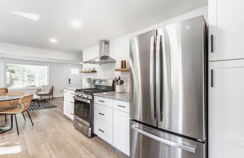 Bloomington House | Cozy updated ranch close to everything Bloomington has to offer.