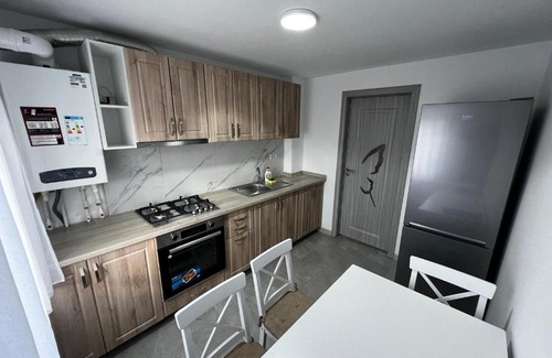 Zamca Apartment | Cozy Urban Accommodation in Beautiful Suceava