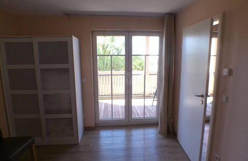 Stolpe Apartment | Cozy vacation apartment Landhof Weide LH-202 in a quiet village idyll on Usedom -