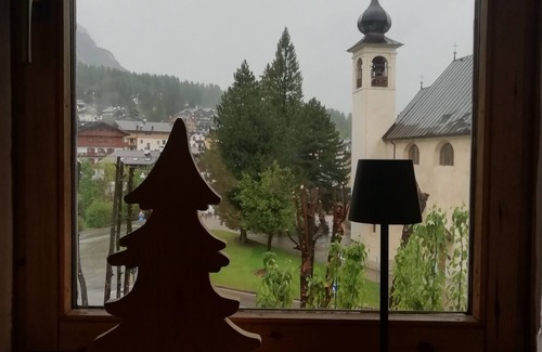 Cortina d'Ampezzo Apartment | Cozy, very bright apartment within walking distance of the pedestrian zone.