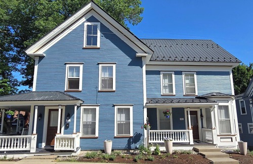 Newport Apartment | Cozy Victorian Apartment 2 near downtown
