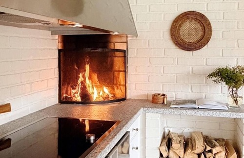 Strand Villa | Cozy Villa near Pulpit Rock – Wine Cellar & Boat