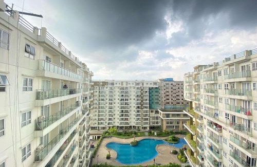 Cimahi Apartment | Cozy Well Furnished Deluxe 2BR at Gateway Pasteur Apartment By Travelio