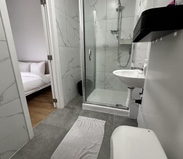 Brussels House | CozyRoom 5 Min from Gare du Midi