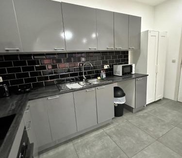 Brussels House | CozyRoom 5 Min from Gare du Midi