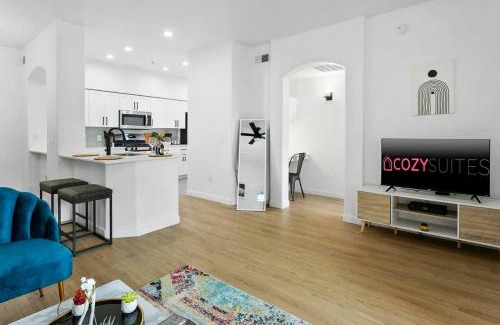 Glendale Sports and Entertainment District Apartment | CozySuites Glendale by the stadium with pool 02