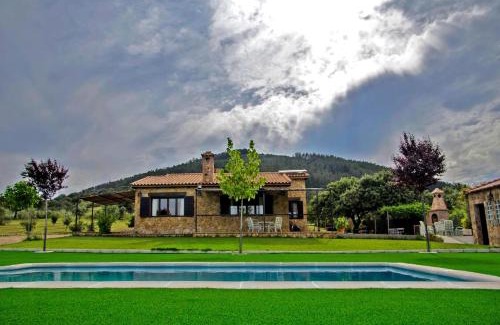 Fuenlabrada de los Montes House | CR El Portezuelo Boutique Experience