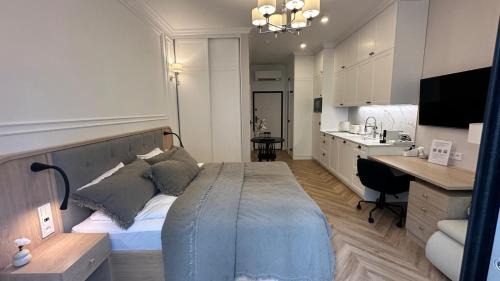 City Centre Apartment | Cracow Old Town Luxury Apartments, Pool & Gym & Sauna & Parking & 24H Self Check-In