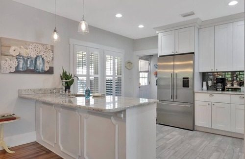 South Seminole Heights House | Craftsman Bungalow Retreat in Brilliant, Tampa, FL! Close to Everything!