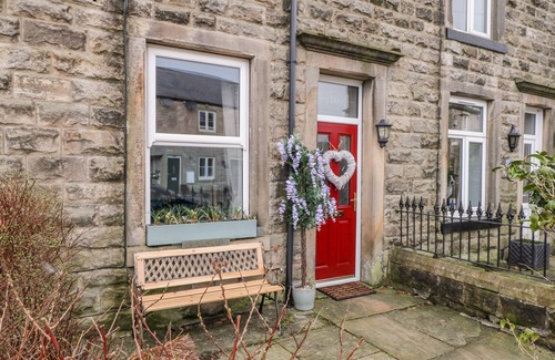 Embsay Cottage | CRAG VIEW COTTAGE, pet friendly, character holiday cottage in Embsay