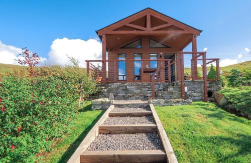 Eyre House | Craigard Chalet