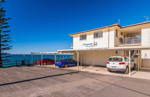 Yamba Apartment | Craigmore On the Beach Unit 13 - One of the most desirable holiday locations in Yamba.