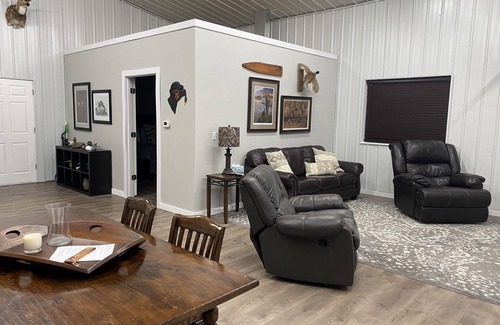 Wood River House | Crane and Nature Lovers Dream - Perfect for Crane Viewing!