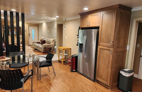 Atlanta House | CREEKSIDE-ATLanta Terrace-Level Guest Suite/23 mins from Mid-Town Atlanta