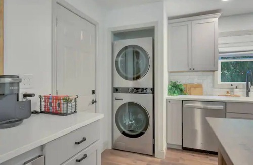 Nashville House | Creekside bungalow with a hot tub, walking distance to downtown Nashville