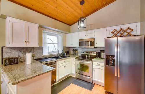 Downieville-Lawson-Dumont Cabin | Creekside Cabin: Easy Access to i-70 & Slopes!