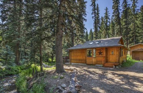 Shadow Mountain Cabin | Creekside Cabin WOW🌲