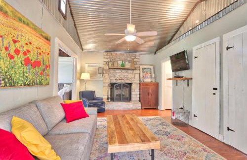 Wimberley House | Creekside Cabins - The Getaway