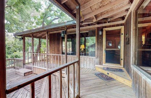 New Braunfels House | Creekside Casita