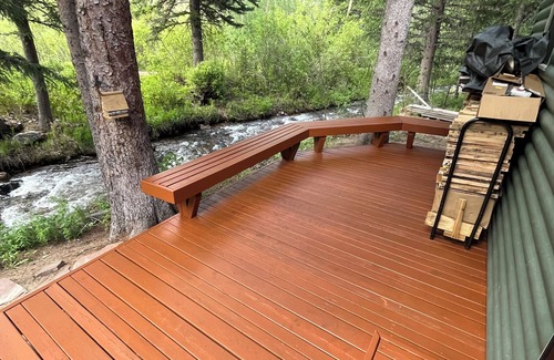 Bailey Cabin | Creekside Oasis in the National Forrest