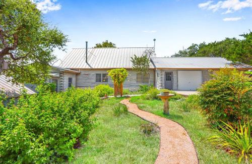 Wimberley House | Creekside Vista Escape - Lodge