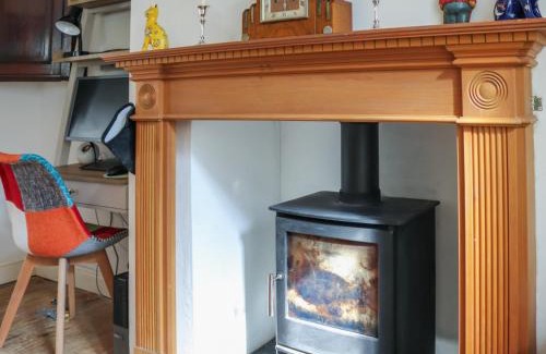 Newtown House | Crescent Cottage