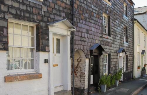 Newtown House | Crescent Cottage