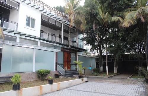 Anekal House | Crescent independent holiday home