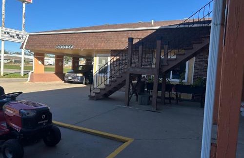 Crete Hotel | Crete Inn by Capital O Near Lincoln