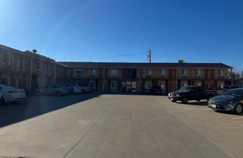 Crete Hotel | Crete Inn by Capital O Near Lincoln