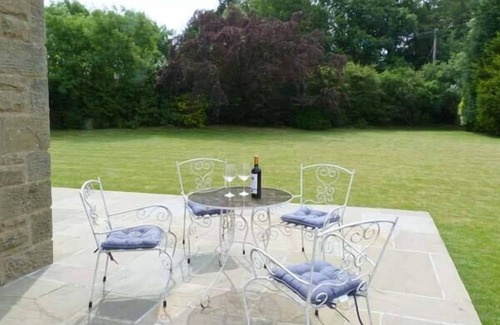 Keighley Cottage | CRINGLES HOUSE, family friendly, luxury holiday cottage in Addingham