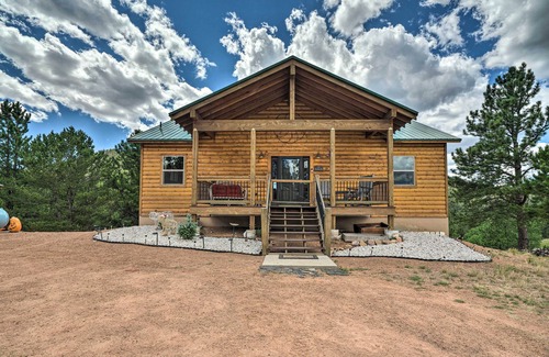 Cripple Creek House | Cripple Creek Mountain Getaway w/Hot Tub & Views!
