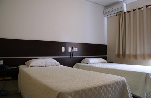 Lins Hotel | Cristal Palace Inn