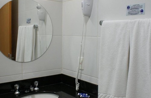 Lins Hotel | Cristal Palace Inn