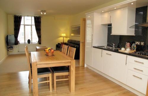 Wadsworth Apartment | Croft Mill