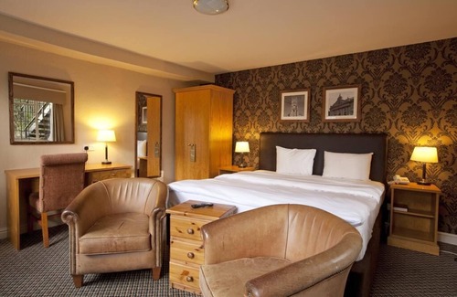Banbury Hotel | Cromwell Lodge Hotel by Greene King Inns