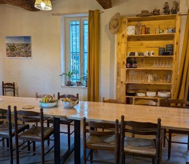 Duilhac-sous-Peyrepertuse Bed & Breakfast | CROUXETO Chambres d'hôte