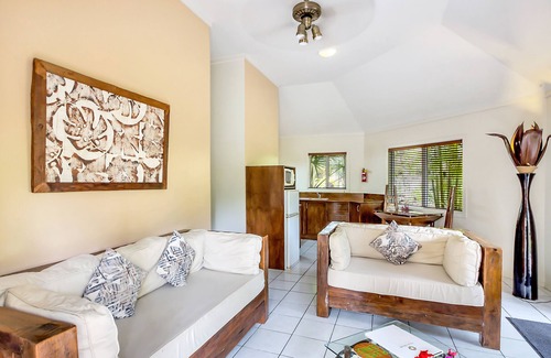 Arorangi Hotel | Crown Beach Resort & Spa