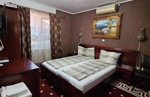 Alba Iulia House | Crown Royal Pensiune