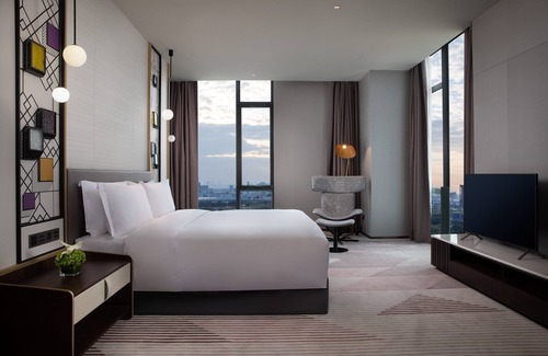 Nanhai Hotel | Crowne Plaza Foshan Nanhai By IHG - Free Shuttle Bus to Canton Fair